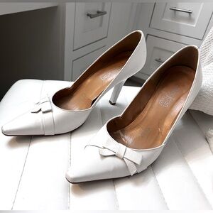 - White Witchy Point Tip Women's Leather Heels With Bow by Cathy Jean Vi…